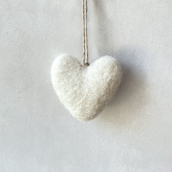 Small felt heart-White