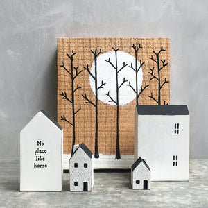 Wooden House - No place like home