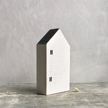 Wooden House - No place like home