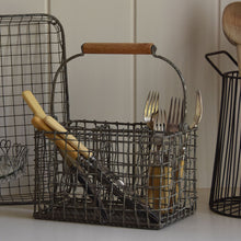 Wire Cutlery Holder