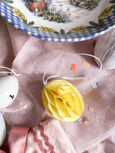 Individual Honeycomb Hanging Eggs